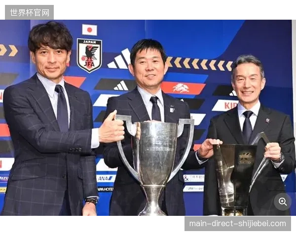 日本队强大的旅欧军团提供了丰富的战术选择，森保一将根据对手特点灵活调整首发阵容