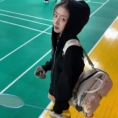 潘宏